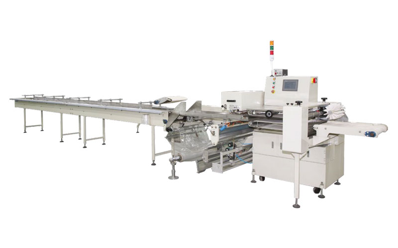 Bottom paper automatic packaging machine